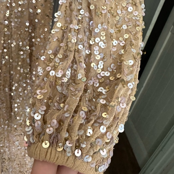 (341) ❤️ BNWT MAC DUGGAL LONG SEQUIN GOWN #5213 SHIMMERING GOLD - Picture 9 of 11